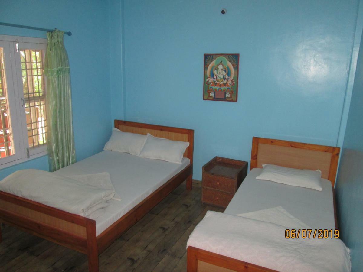 Bickey'S Homestay Покхара Экстерьер фото