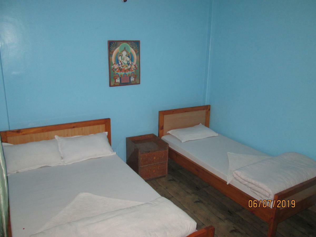 Bickey'S Homestay Покхара Экстерьер фото